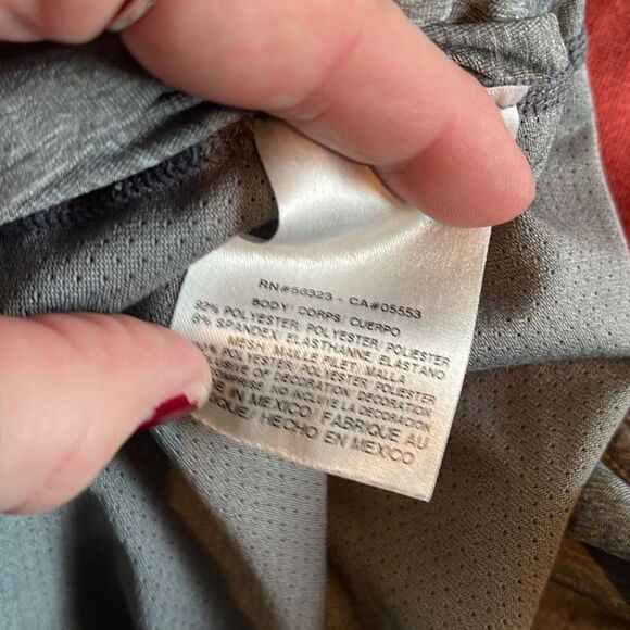 Nike Pro Combat Men’s Gray Fitted Long Sleeve Dri Fit Shirt size Medium - Picture 5 of 5